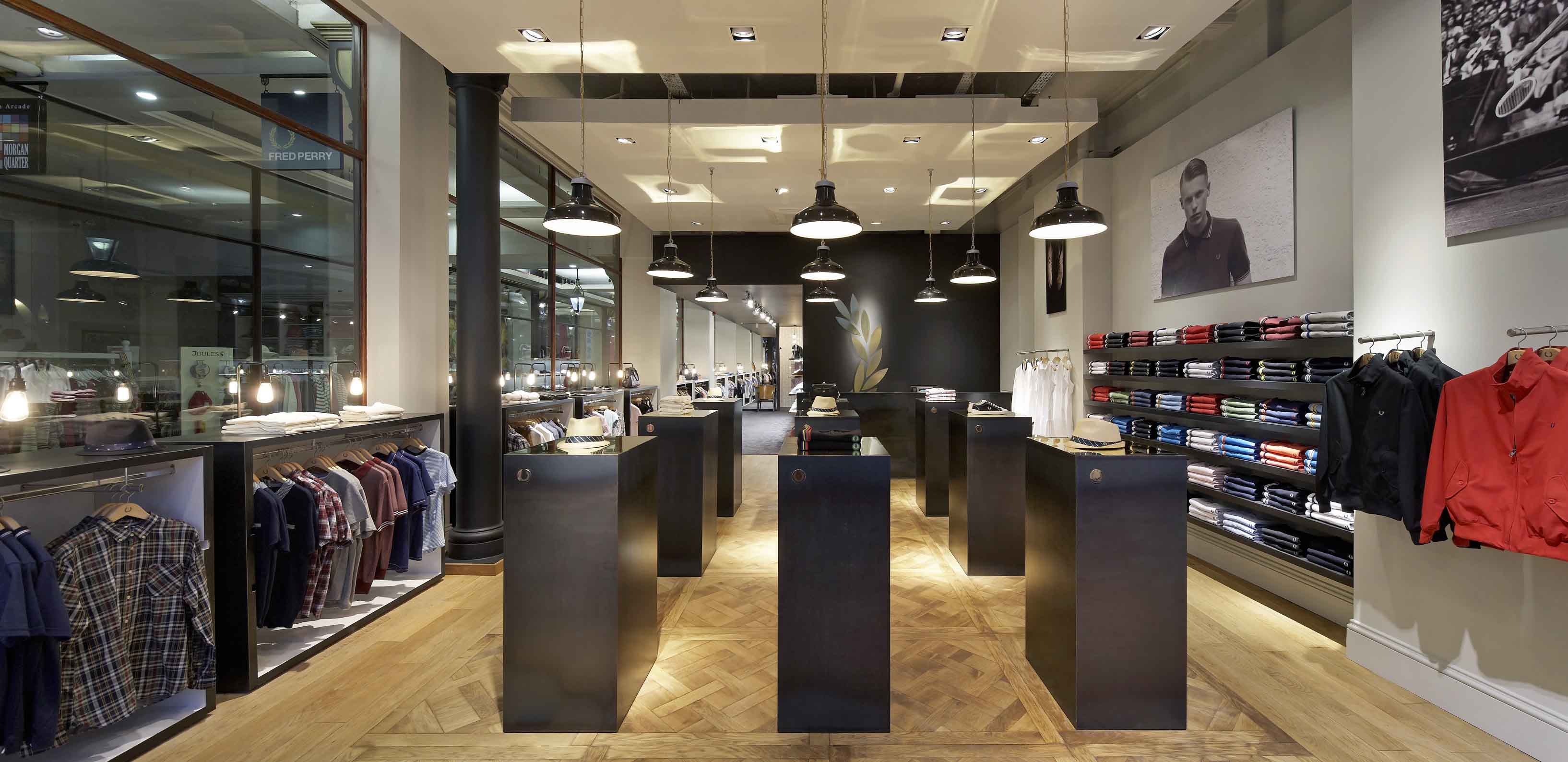 thiet-ke-thi-cong-noi-that-showroom-dep-hien-dai-tai-thanh-hoa.jpg